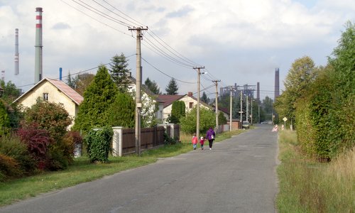 Zlatý podzim, Vratimov, Czech Republic - runners can see the Nová huť steelworks in the distance (Copyright © 2015 Hendrik Böttger / runinternational.eu)
