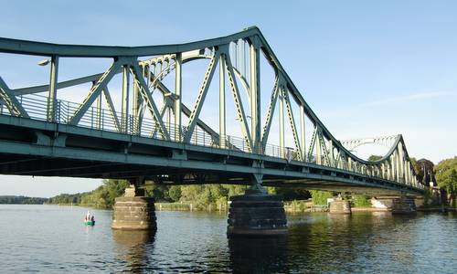 Glienicker Brücke - Glienicke Bridge, Potsdam, Germany (Copyright © 2013 Hendrik Böttger / Run International EU)