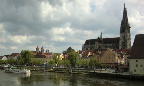 The Altstadt of Regensburg on the River Danube (Copyright © 2014 Hendrik Böttger / Run International EU)