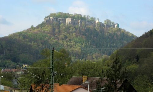 Königstein Fortress, as seen from the distance  (Copyright © 2015 Hendrik Böttger / runinternational.eu)