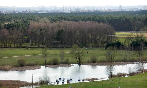 Leśny Park Kultury i Wypoczynku, Bydgoszcz, Poland (Photo: from Wikimedia Commons, modified; Author: Pit1233; Public Domain)