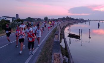 Road runners in the Moonlight Half Marathon (Copyright © 2012 runinternational.eu)