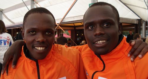Micah Kiplagat Samoei and Elvis Kipruto Maiyo (Copyright © 2009 Hendrik Böttger / runinternational.eu)