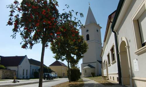 Parndorf, Burgenland, Austria (Copyright © 2011 Hendrik Böttger / runinternational.eu)