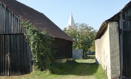 Parndorf, a village in the Burgenland in Austria (Copyright © 2018 Hendrik Böttger / runinternational.eu)