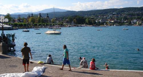 The start of the half marathon is in Velden am Wörthersee