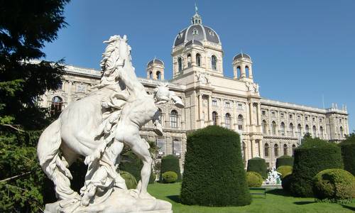 Museum of Natural History, Vienna, Austria (Copyright © 2014 Hendrik Böttger / runinternational.eu)
