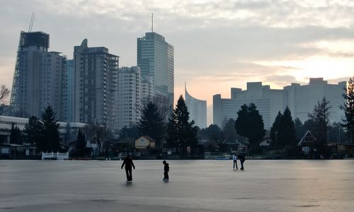 Obere Alte Donau and Vienna International Centre (Copyright © 2011 runinternational.eu)