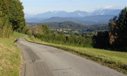 Vom See zum Berg - The route between Köstenberg and the Alpengasthof Obersakoparnig (Copyright © 2016 Hendrik Böttger / runinternational.eu)