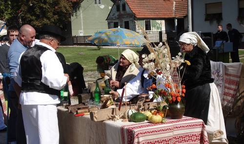 Traditions are kept alive in Međimurje County, Croatia (Copyright © 2009 Hendrik Böttger / runinternational.eu)