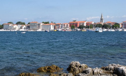 Poreč, Croatia (Author: Hobe / Holger Behr -- commons.wikimedia.org -- public domain -- photo cropped by runinternational.eu)