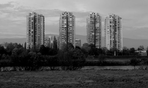 Apartment blocks on the River Sava, Zagreb, Croatia (Copyright © 2014 Hendrik Böttger / Run International EU)