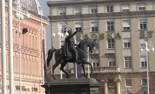 Ban Jelačić Square (Trg bana Jelačića), Zagreb, Croatia -- Photo: Copyright © 2018 Hendrik Böttger / runinternational.eu