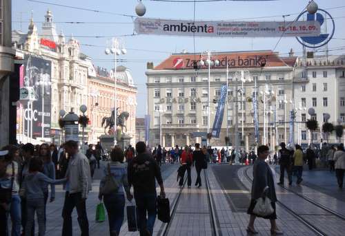 Zagreb, Jelačić Square