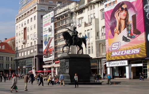 Zagreb's main square, Trg bana Jelačića