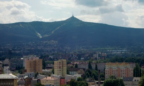 Ještěd as seen from the town hall of Liberec, Czechia (Copyright © 2017 Hendrik Böttger / runinternational.eu)