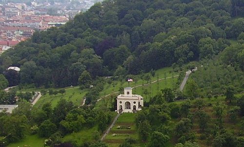 The Schoenborn Palace on the Petřín hill in Prague (Author: User:The Singing Badger / commons.wikimedia.org / public domain / photo modified by runinternational.eu)
