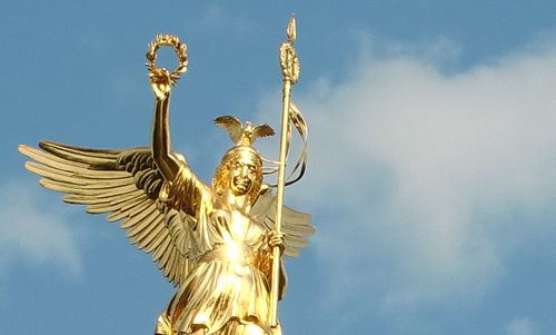 Statue of Victoria on the Berlin Victory Column (Copyright © 2013 Hendrik Böttger / runinternational.eu)