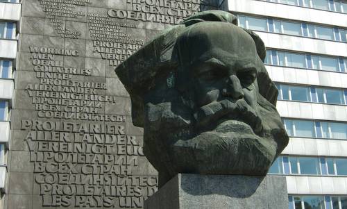 Karl Marx Monument, Chemnitz, Germany (Copyright © 2017 Hendrik Böttger / runinternational.eu)