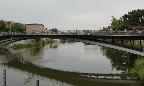 Europamarathon runners on the Altstadtbrücke in Görlitz-Zgorzelec (Copyright © 2012 runinternational.eu)