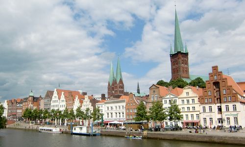 Obertrave, Lübeck, Germany (Copyright © 2012 Hendrik Böttger / www.runinternational.eu)