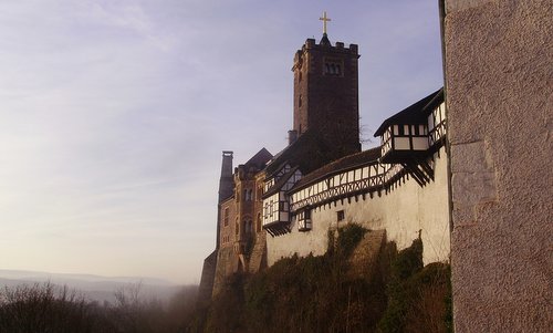 Wartburg, Eisenach, Germany (Author: Zairon / commons.wikimedia.org / Creative Commons CC0 1.0 Universal Public Domain Dedication / photo modified by runinternational.eu)