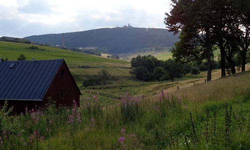 The Fichtelberg as seen from Oberwiesenthal, Erzgebirge (Ore Mountains), Germany - Copyright © 2015 Hendrik Böttger / runinternational.eu)