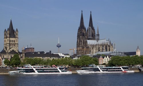 Köln, Germany (Author: Rolf Heinrich, Köln / commons.wikimedia.org / public domain / photo cropped by runinternational.eu)