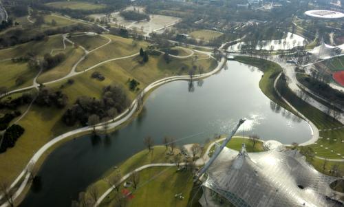 The Olympiasee and the Olympiaberg as seen from the Olympiaturm in the Olympiapark in Munich, Germany (Copyright © 2016 Anja Zechner / runinternational.eu)