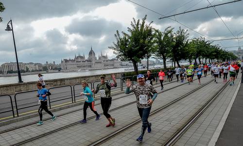 NATO Run, Budapest, Hungary (Photo by courtesy of Budapesti Atlétikai Szövetség)