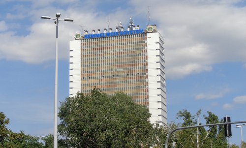 Semmelweis University, Theoretical Building, Nagyvárad tér 4, Budapest, Hungary (Copyright © 2022 Hendrik Böttger / runinternational.eu)