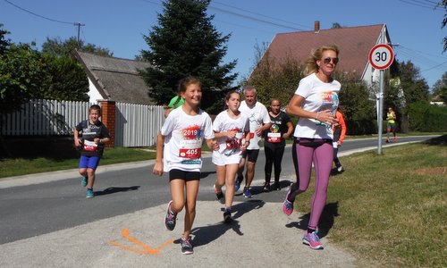 Cserszegtomajfutás, Cserszegtomaj, Hungary - Fun Run (Photo: Copyright © 2019 Hendrik Böttger / runinternational.eu)