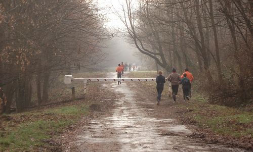 Egerszegi Mountain Man Marathon, Zalaegerszeg, Hungary - runners in the forest (Copyright © 2016 Hendrik Böttger / runinternational.eu)