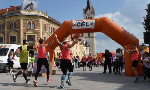 Futás a koraszülöttekért - Run for Preemies - Zalaegerszeg-Keszthely, Hungary (Copyright © 2016 Hendrik Böttger / runinternational.eu)