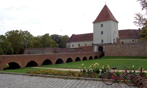 Nádasdy Castle, Sárvár, Hungary (Copyright © 2017 Hendrik Böttger / runinternational.eu)