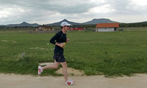 Tapolca Félmaraton 2012 - through countryside near Tapolca (Copyright © 2012 runinternational.eu)