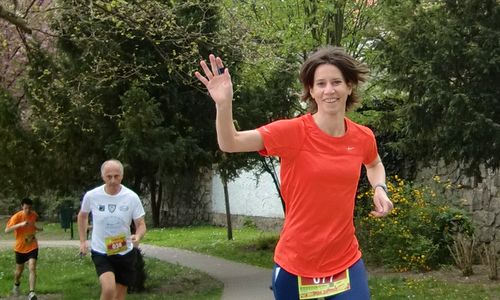 Tapolca Félmaraton - Éva Almási, 21km winner (Copyright © 2012 runinternational.eu)