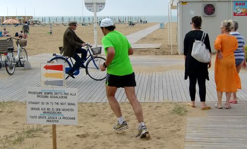 A piedi per Bibione 2012 - to the beach promenade of Bibione (Copyright © 2012 runinternational.eu)