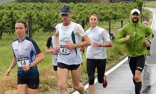 Trofeo del Custoza 2012 - Lisa Borzani (bib 14) (Copyright © 2012 runinternational.eu)