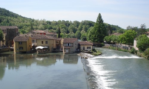 Borghetto on  the River Mincio, Italy (Photo: Copyright © 2010 Hendrik Böttger / runinternational.eu)