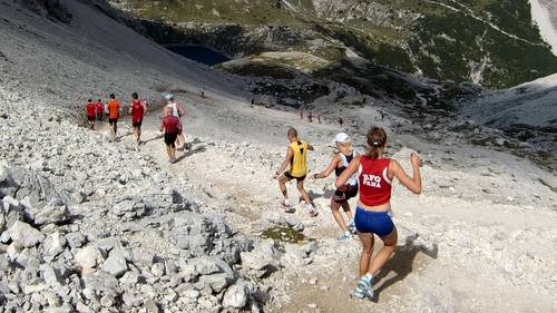 Drei Zinnen Lauf 2011, downhill (Copyright © 2011 runinternational.eu)