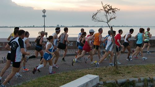 Moonlight Half Marathon 2011 (Copyright © 2011 runinternational.eu)