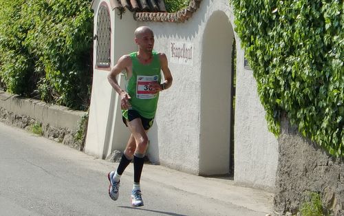 Said Boudalia in the Südtiroler Frühlings-Halbmarathon, Merano (Copyright © 2010 runinternational.eu)