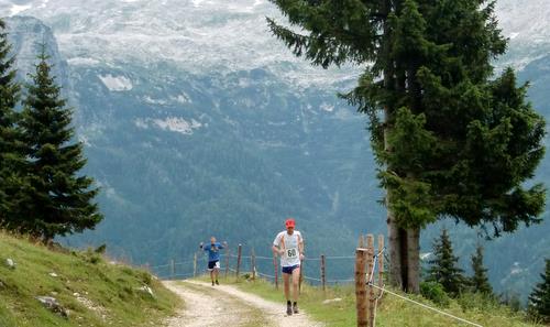 Giro delle Malghe del Montasio 2011, Sebastiano Grizon and Davide Simonetti (Copyright © 2011 runinternational.eu)