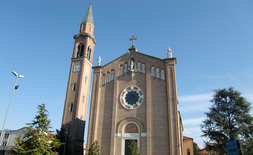 Campodarsego, start of the Maratona S.Antonio (Copyright © 2012 runinternational.eu)