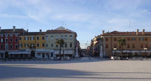 Piazza Grande, Palmanove, Italy (Copyright © 2009 runinternational.eu)