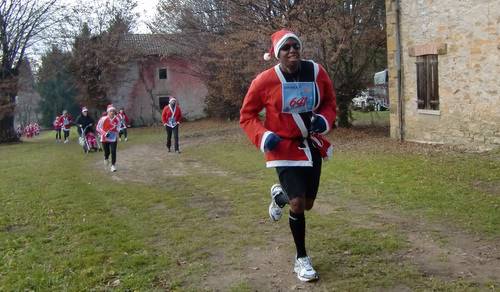Santa Klaus Running 2011, international competitor (Copyright © 2011 runinternational.eu)