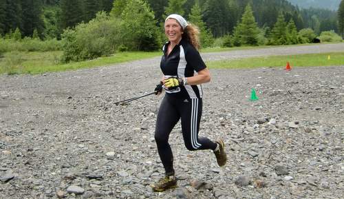Skyrace Carnia 2011, the finishing straight (Copyright © 2011 runinternational.eu)