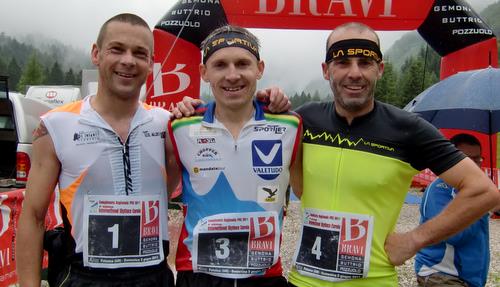 Skyrace Carnia 2011 - Alessandro Morassi, Mikhail Mamleev, Claudio Bettega (Copyright © 2011 runinternational.eu)