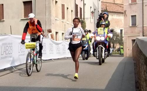 Treviso Marathon winner 2010: Amelework Fikadu Bosho (Ethiopia)
